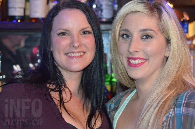 On a typical night at On the Roxx, owner Laurel Poole can be found working the bar, cracking sassy jokes with dancers like Holly Hart, and chatting with customers. 