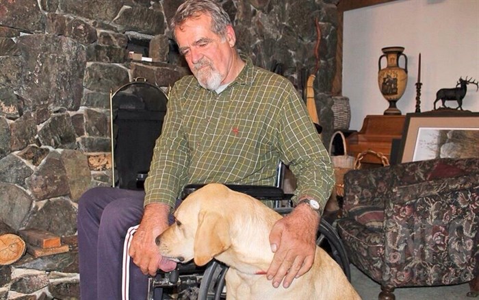 Perro regularly accompanies Glenn on his outdoor activities, but also joins him in the living room for some pets.
