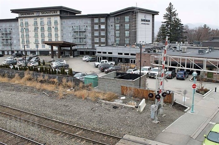 A safety inspector says the construction of the Sandman Signature Hotel and its restaurants contributed to the 'rogue pedestrian issue' at the 3 Avenue railway crossing. 