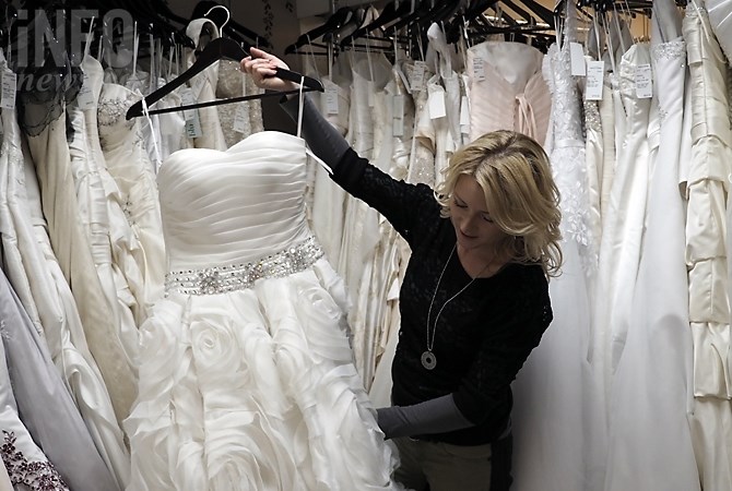 Ashbury Bridal Couture owner Shilo Ashbury started her wedding dress consignment store four years ago and now has more than 1,000 dresses.