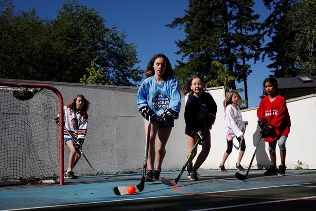 Controversial Push For All Girls Hockey In Bc Not A Good Idea Mom Infonews Thompson