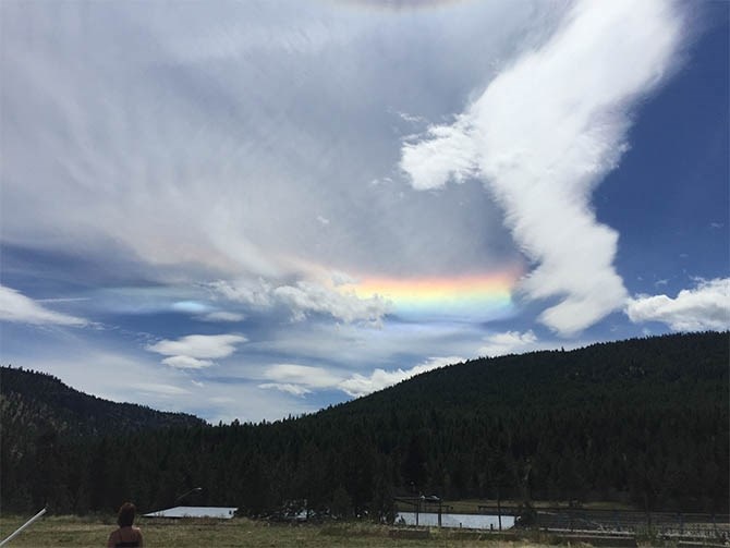 Stacey Mendes took this photo of the cloud formation on June 14, jokingly comparing the cloud formation to a 