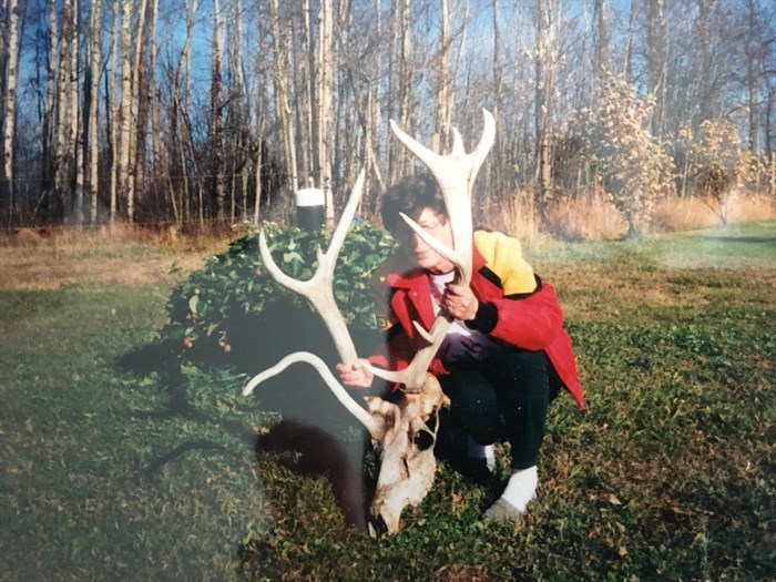 Elk with three antlers. 