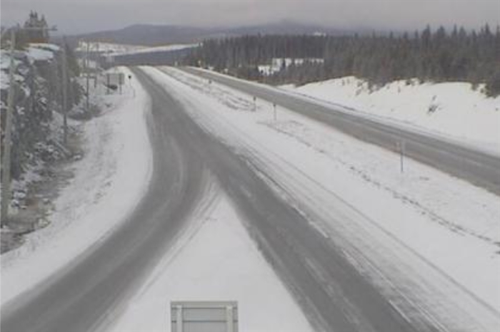 Coquihalla connector travel warning issued after heavy snow | iNFOnews ...