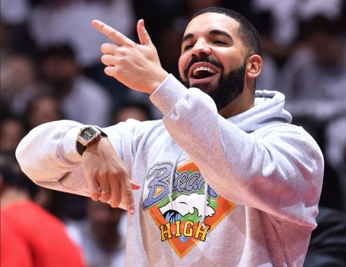 Drake hoodie deals raptors game