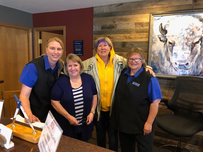 Left to right: Graham’s Best Western employees Jennifer Schoon, General Manager Nadine Hathaway, Bonnie and Valerie Feddersen, share a few laughs in Murdo, South Dakota.