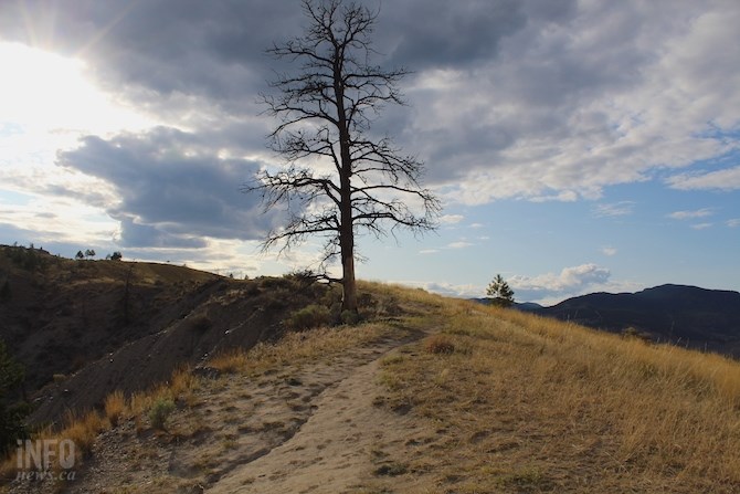 The dirt trail leading to the Balancing Rock and Hoodoos site is hilly. 