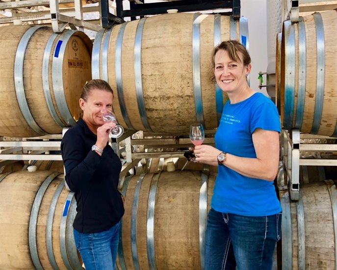Exciting news! Celebrated winemaker Nikki Callaway (l) has joined the team at O