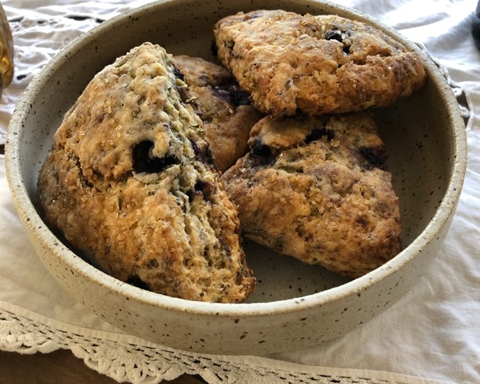 Make these delicious, easy peasy vegan scones today!