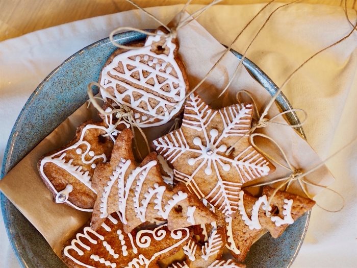 Holiday cookies galore available at Christmas Markets make the perfect centrepiece for your table.