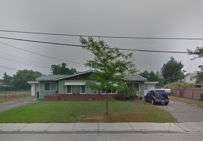 This is the duplex shown on Goggle Maps that will be replaced if the redevelopment is approved.