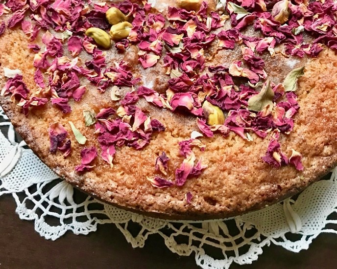 You will fall in love with this delicious and aromatic Persian Love Cake.
