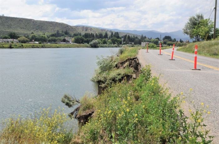 Portion of road along South Thompson River in Kamloops closed due