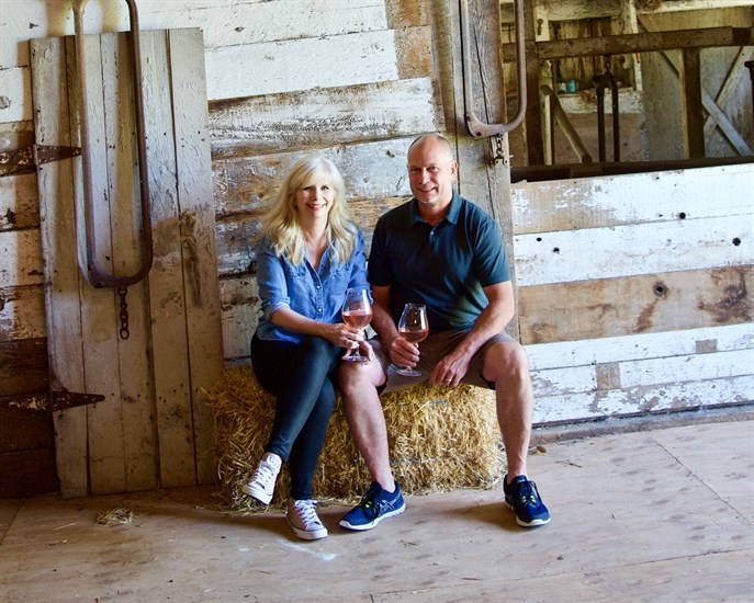 Lee & Patrick Murphy own a beautiful farm, Vista d'Oro Winery and operate The Preservatory in Langley. 