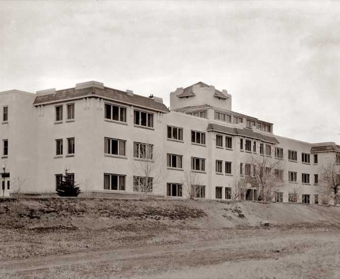Tranquille Sanatorium and Psychiatric Institution. Formerly a tuberculosis sanatorium, called King Edward Memorial Sanatorium from 1907 to 1958.