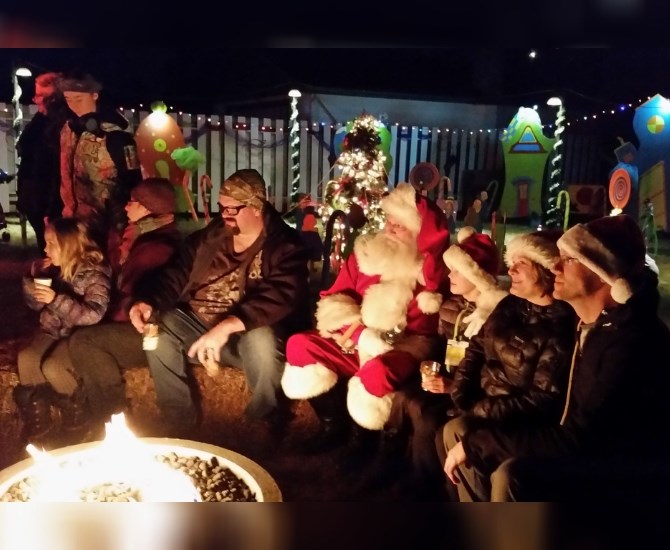 In previous years, guests would sit around the fire to watch the cartoon How the Grinch Stole Christmas.