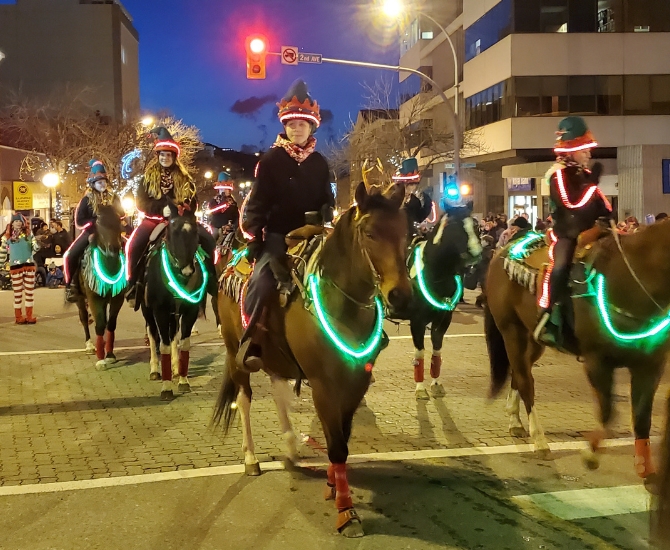 Kamloops youths will spread holiday cheer on horseback | iNFOnews | Thompson-Okanagan's News Source - Vimarsana News