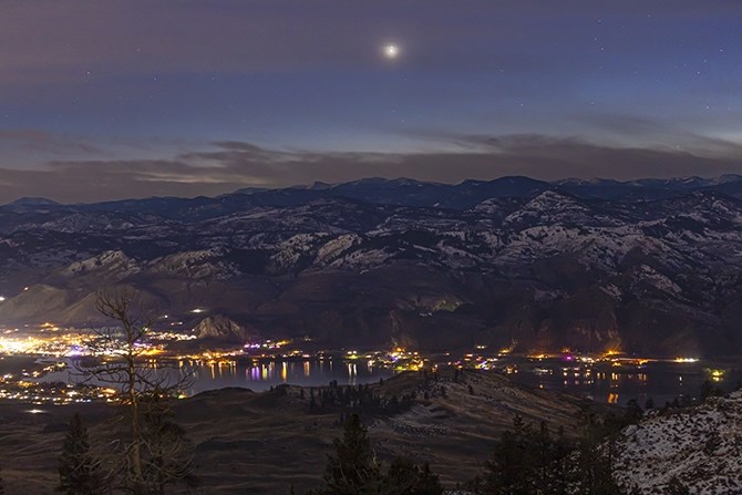 This photo shows the Saturn and Jupiter as they appeared from Anarchist Mountain near Penticton Sunday, Dec. 20, 2020.