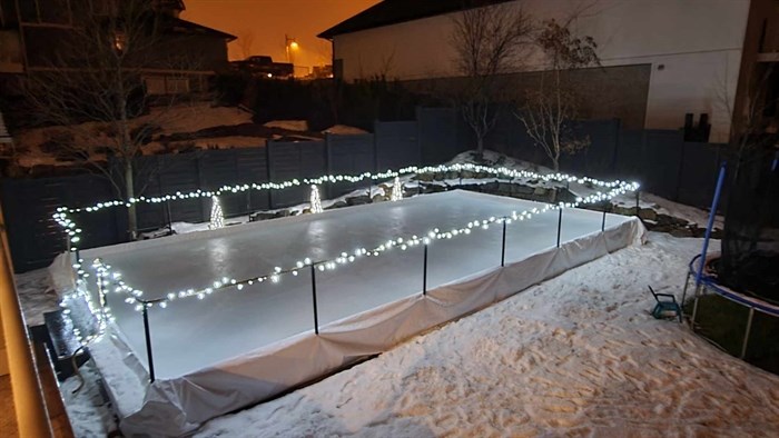 Rinks can come with lights.