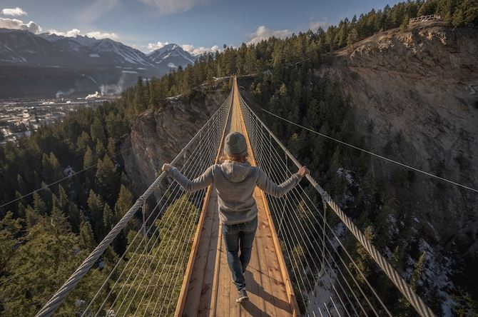 10 Sky High Suspension and Hanging Bridges Around the Globe