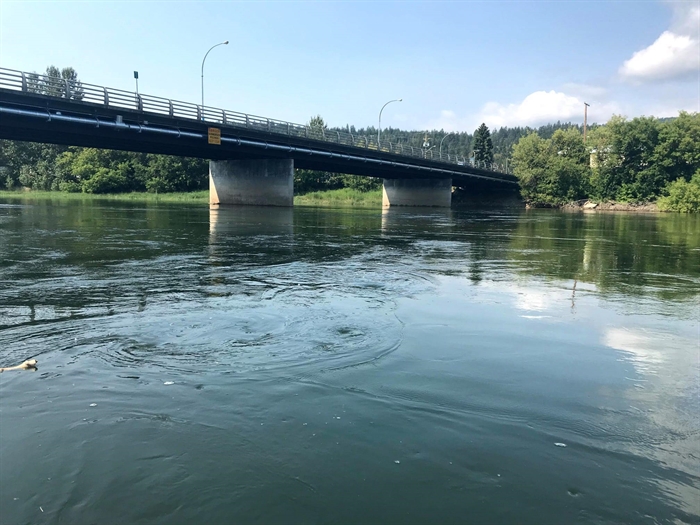 Near drowning prompts warning to floaters on Shuswap River in Enderby | iNFOnews - Vimarsana News