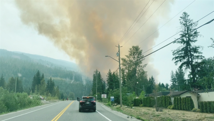 A thousand residents of Sicamous ordered to evacuate | iNFOnews | Thompson-Okanagan's News Source - Vimarsana News