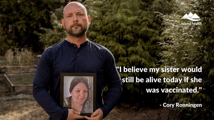 Cory Ronningen holds a photo of his sister Kelly, who died from COVID-19. Bc Man Urges People To Get Vaccinated After Sister Dies From Covid 19 Infonews Thompson Okanagans News Source Infonews