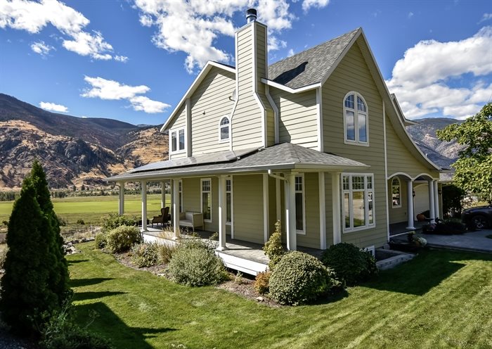 This home and winery in Cawston can be yours for $8,700,000.