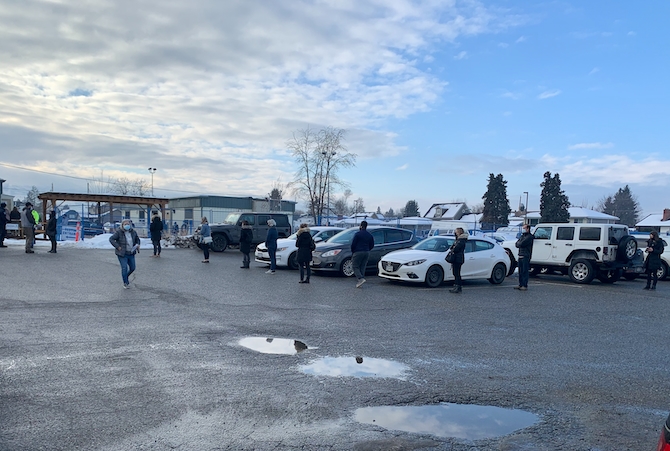 This lineup at the Ethel Street COVID testing station in Kelowna soon disappeared after signs went up saying no rapid test kits were available.
