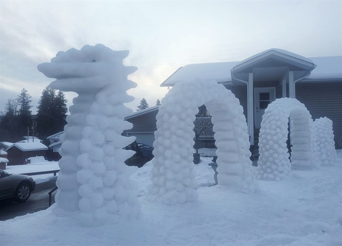 A snow sculpture of the Ogopogo is garnering lots of attention in Quesnel.