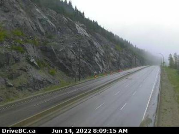 No snow is seen at the Coquihalla Summit even through Environment Canada reports 5 cm over the mountain pass.