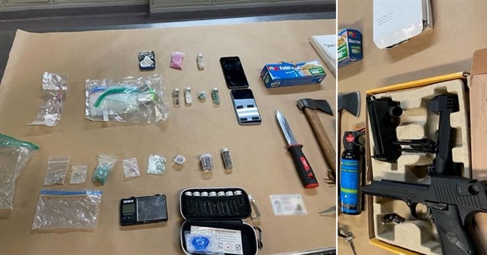Kelowna RCMP arrested a pair of suspected drug dealers and seized a large quantity of drugs and some weapons this past weekend.