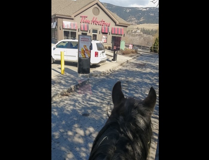 Drive through order positioned by mounted girls at Lake Nation espresso store | iNFOnews