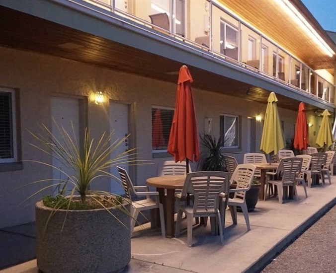 Waterfront Inn outdoor furniture for guests
