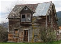 This old house on Pleasant Valley Road in Spallumcheen is the subject of photographs and paintings.