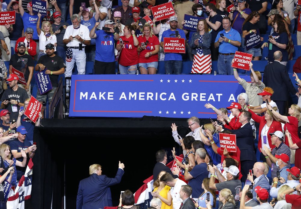 iN PHOTOS: Trump rally highlights vulnerabilities heading into election ...